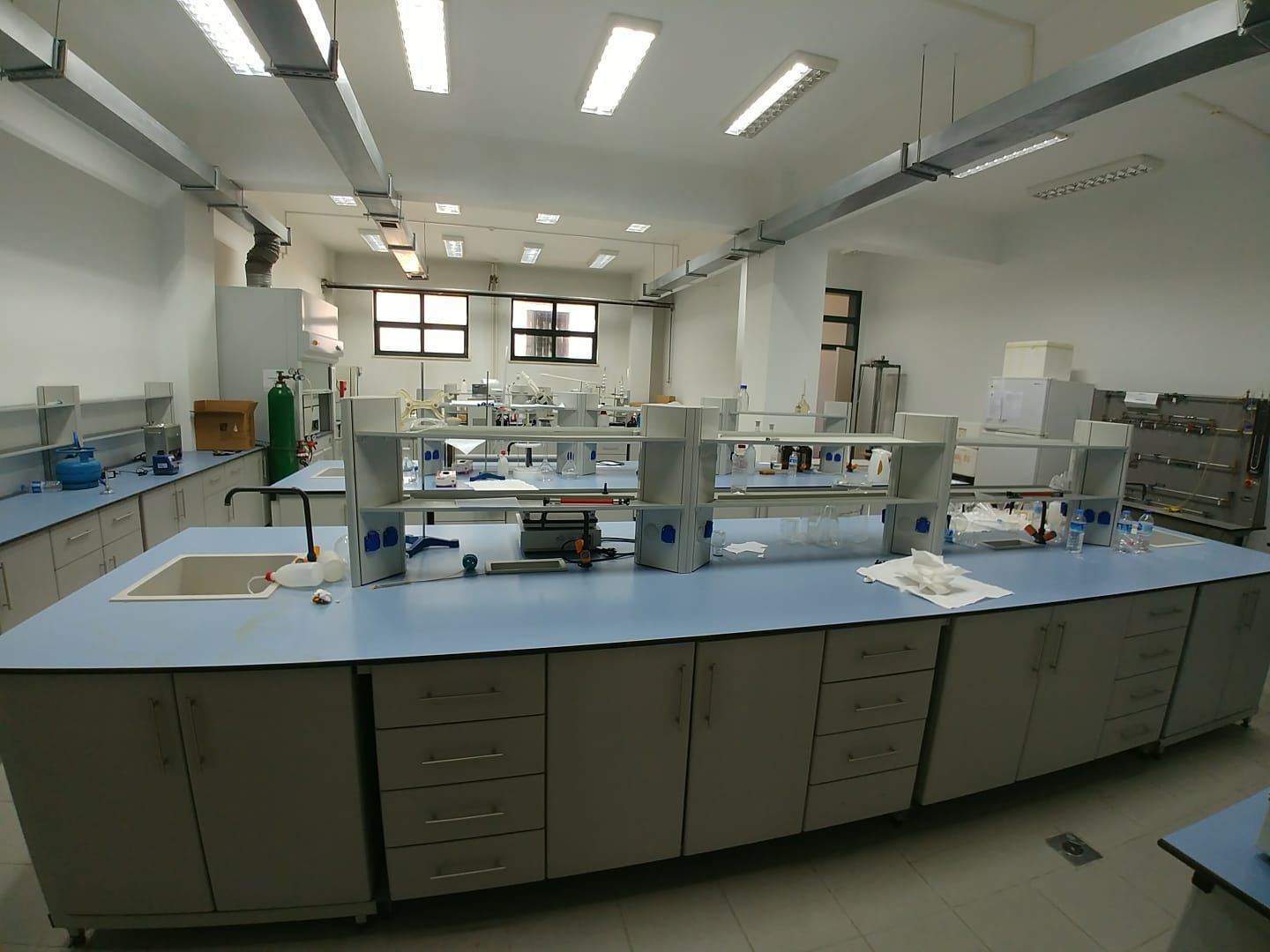 KMD-103 Mühendislik Laboratuvarı-Fotoğraf