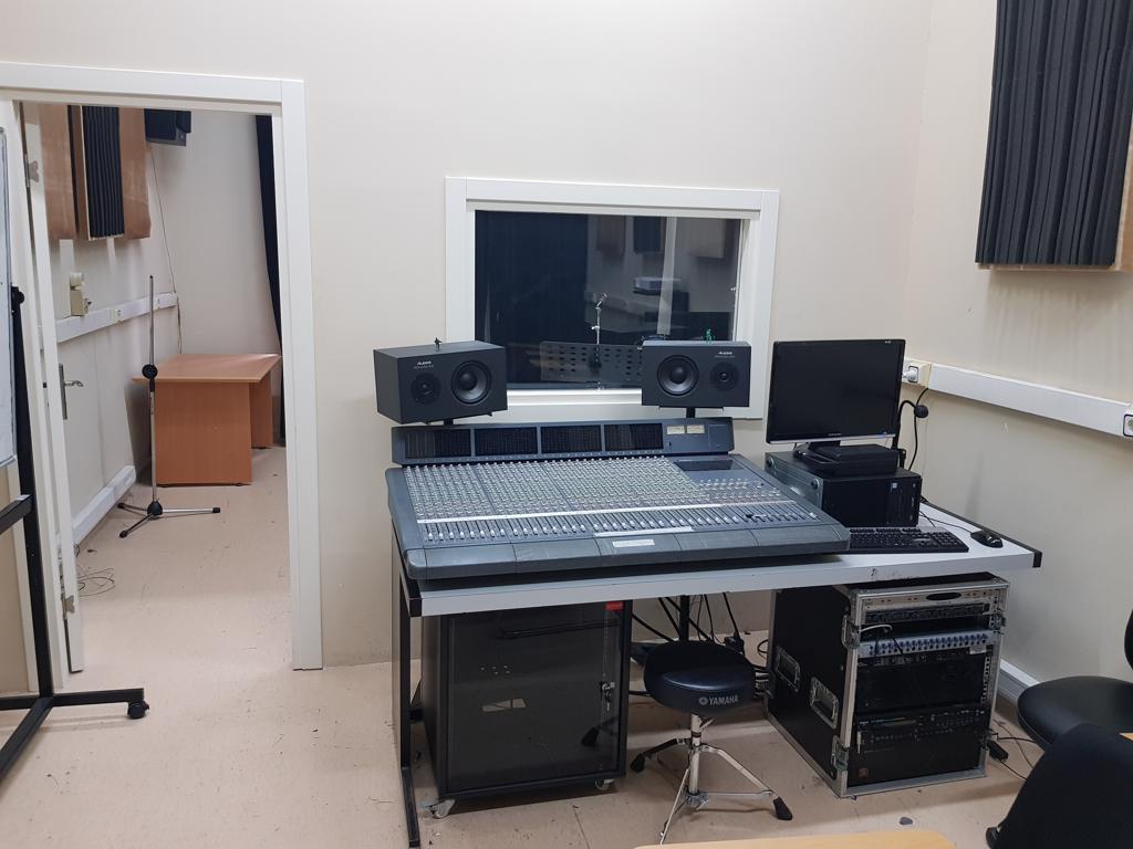 Müzik Teknolojileri ve MIDI Laboratuvarı-Fotoğraf