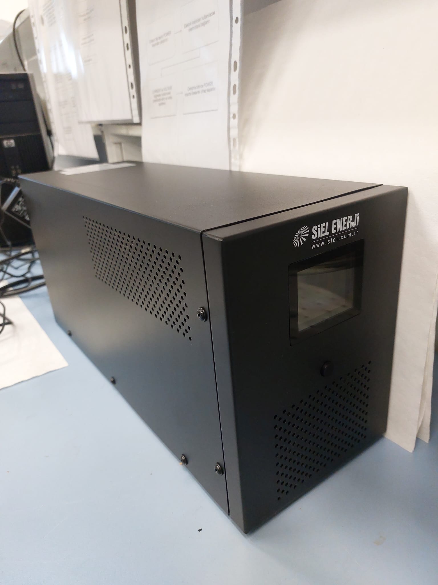 Kesintisiz güç kaynağı-Fotoğraf